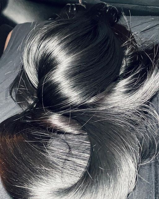 1 BOULE DE TISSAGE "RAW HAIR" LISSE